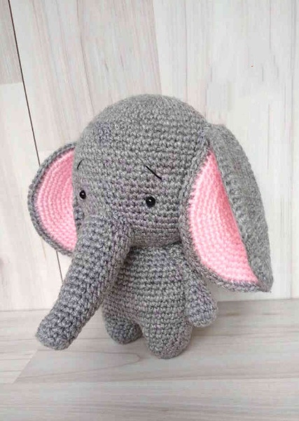 Amigurumi Tiny Elephant Free Pattern